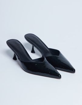 Topshop Topshop Ivette croc patent close toe mules in black