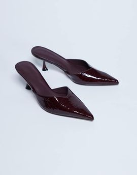 Topshop Topshop Ivette croc patent closed toe mules in burgundy-Red