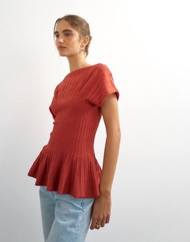 Topshop Topshop knit grown on short sleeve peplum top in deep red-Brown