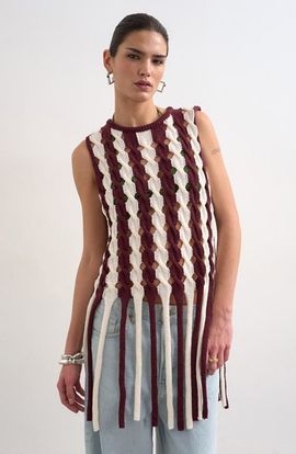 Topshop Topshop Knitted Sleeveless Fringe Top