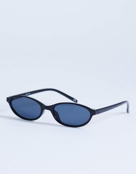 Topshop Topshop Lanzarote oval sunglasses in black