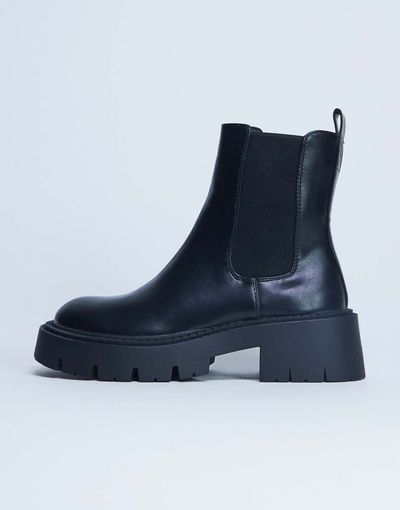 Topshop Topshop Layla chunky chelsea boots in black