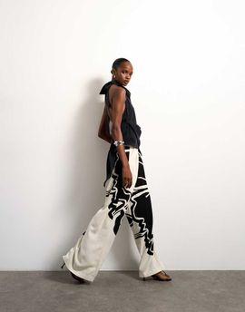 Topshop Topshop linen blend floral placement wide leg pants in ecru-White