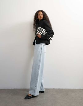 Topshop Topshop low rise baggy boyfriend jean in bleach-Blue