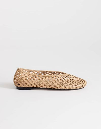 Topshop Topshop Luna woven ballet flats in sand-Neutral