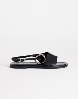 Topshop Topshop Mandy round toe flat sandals with hardware in black