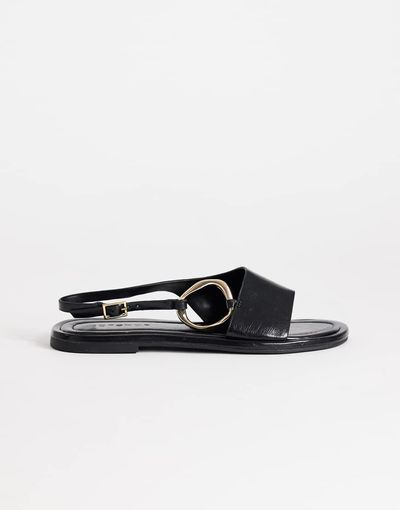 Topshop Topshop Mandy round toe flat sandals with hardware in black