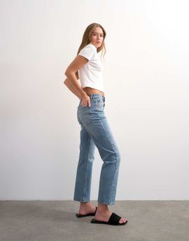 Topshop Topshop mid-rise comfort straight leg jeans in bleach-Blue