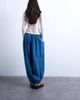 Topshop Topshop mid rise balloon jeans in mid blue - 4