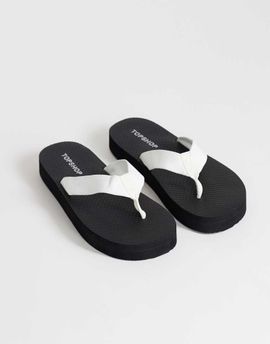 Topshop Topshop Molly toe thong sandals in black and white