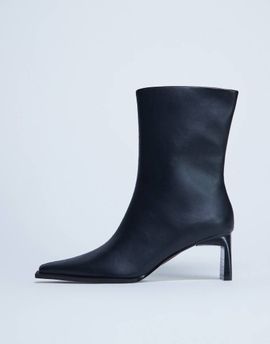 Topshop Topshop Nadie chisel toe ankle boots in black