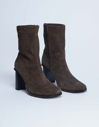 Topshop Topshop Nellie real suede heeled ankle boots in chocolate-Brown