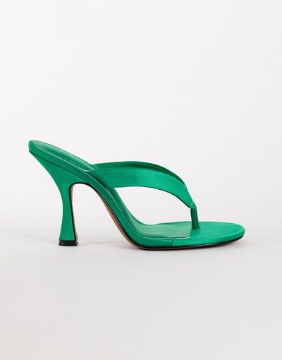 Topshop Topshop Nina toe thong heeled sandal in green satin