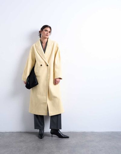 Topshop Topshop ovoid sleeves double breasted longline formal coat in buttermilk-Yellow