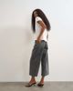 Topshop Topshop relaxed mid rise crop jeans in washed black - 2