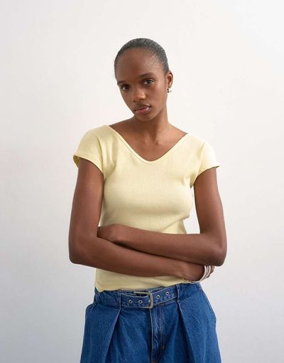 Topshop Topshop ribbed V-neck cap sleeve tank in buttermilk-Yellow