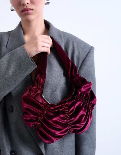 Topshop Topshop Saphire ruched velvet shoulder bag in plum-Purple