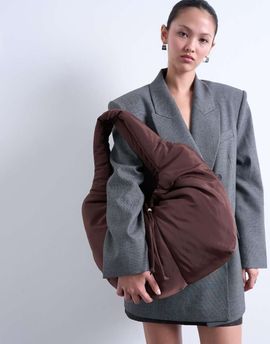 Topshop Topshop Sia ruched nylon shoulder bag in chocolate-Brown