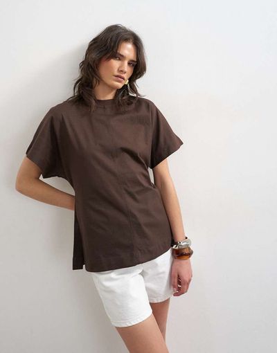 Topshop Topshop slit side tee in dark chocolate-Brown