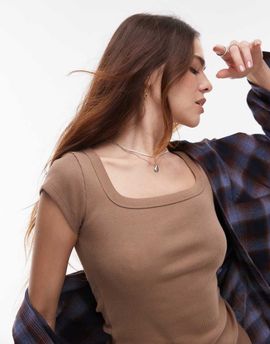Topshop Topshop square neck ribbed cap sleeve tee in fudge brown