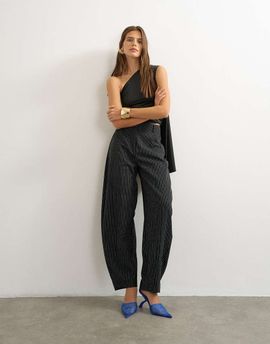 Topshop Topshop striped tailored pleat detail low rise pants in black - part of a set