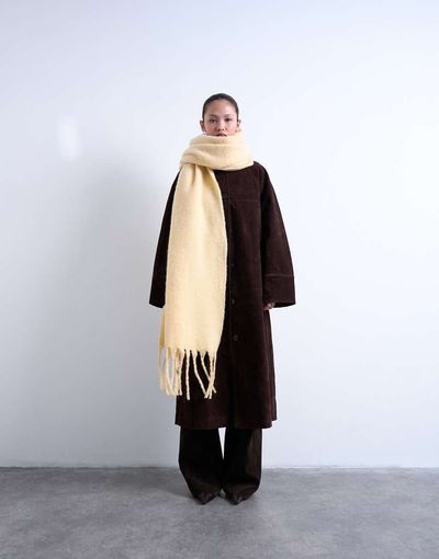 Topshop Topshop Sydney blanket scarf in buttermilk-Yellow