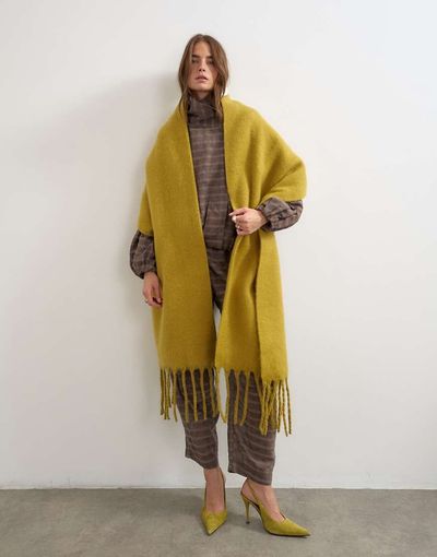 Topshop Topshop Sydney blanket scarf in chartreuse-Green