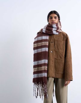 Topshop Topshop Sydney blanket scarf in choc plaid-Brown
