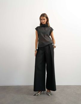 Topshop Topshop tailored pleat detail low rise wide leg pants in black