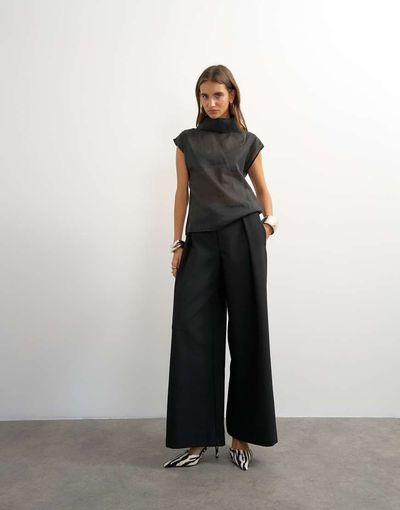 Topshop Topshop tailored pleat detail low rise wide leg pants in black