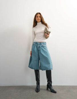 Topshop Topshop x Cara denim ultra-wide pleated culotte in light green cast-Blue