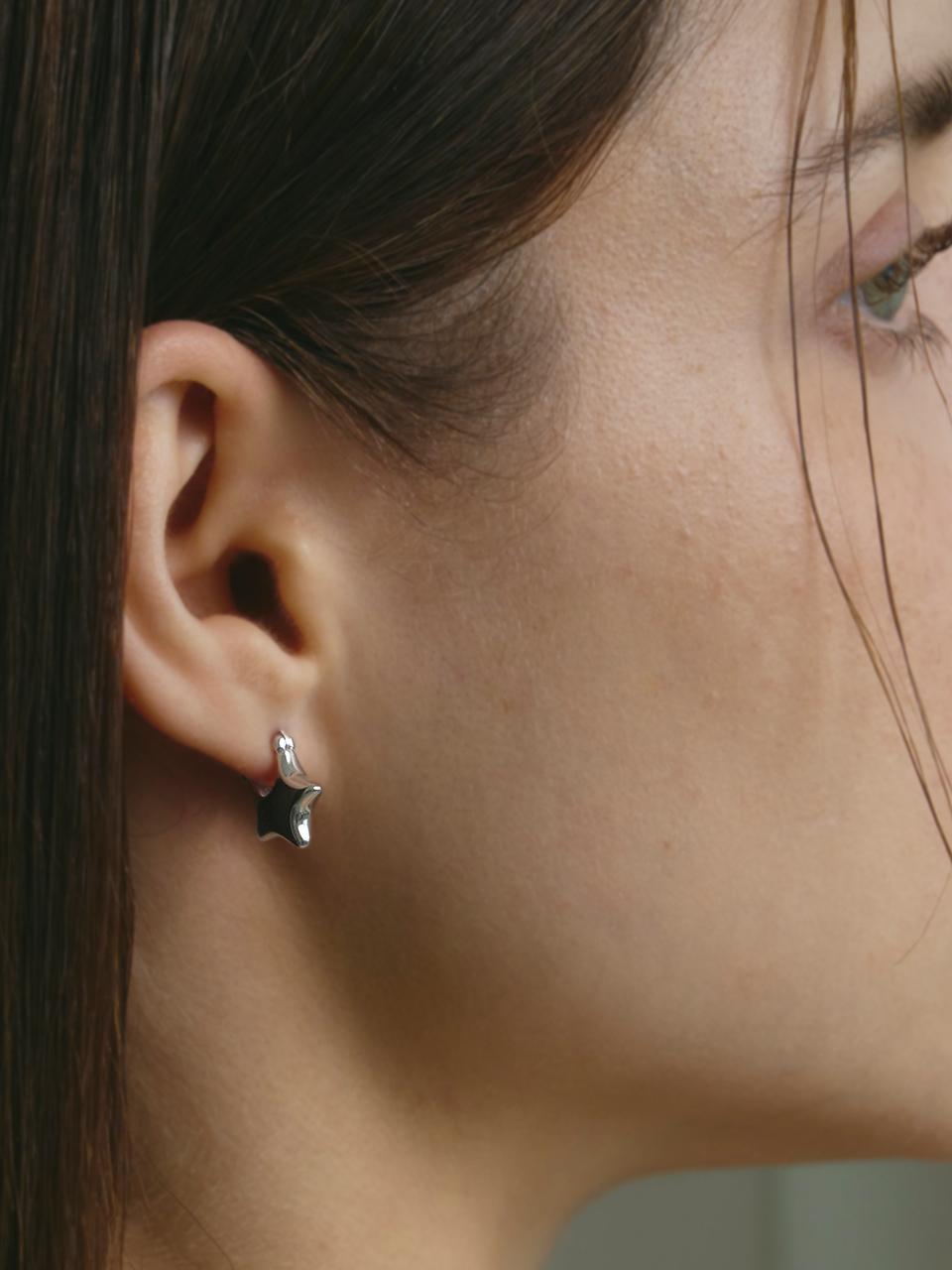 TORTOISE [Silver925] Jarve Star Huggie Earrings
