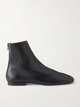 TOTEME Contour leather ankle boots