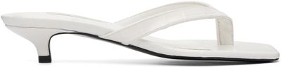 TOTEME TOTEME Off-White Croco-Embossed Flip Flop Heeled Sandals