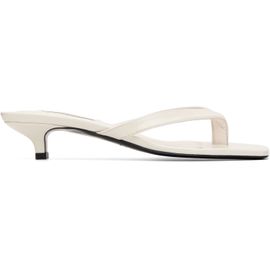 TOTEME TOTEME Off-White Naplack Heeled Flip-Flops
