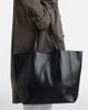 Toteme Toteme Roam Large leather tote bag - 2