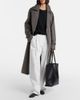 Toteme Toteme Roam Large leather tote bag - 5