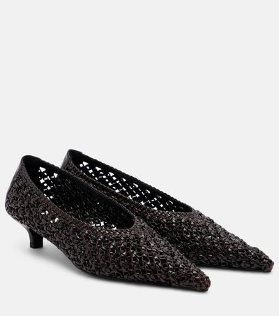 Toteme Toteme Sharp woven leather pumps