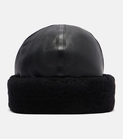 Toteme Toteme Shearling-trimmed leather hat