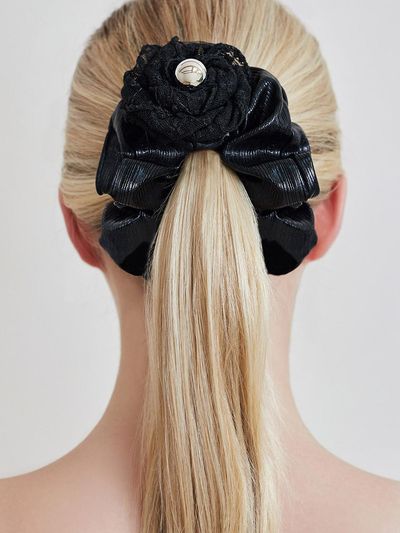 TOU NC023 Glossy Black Rose Hair ShuShu