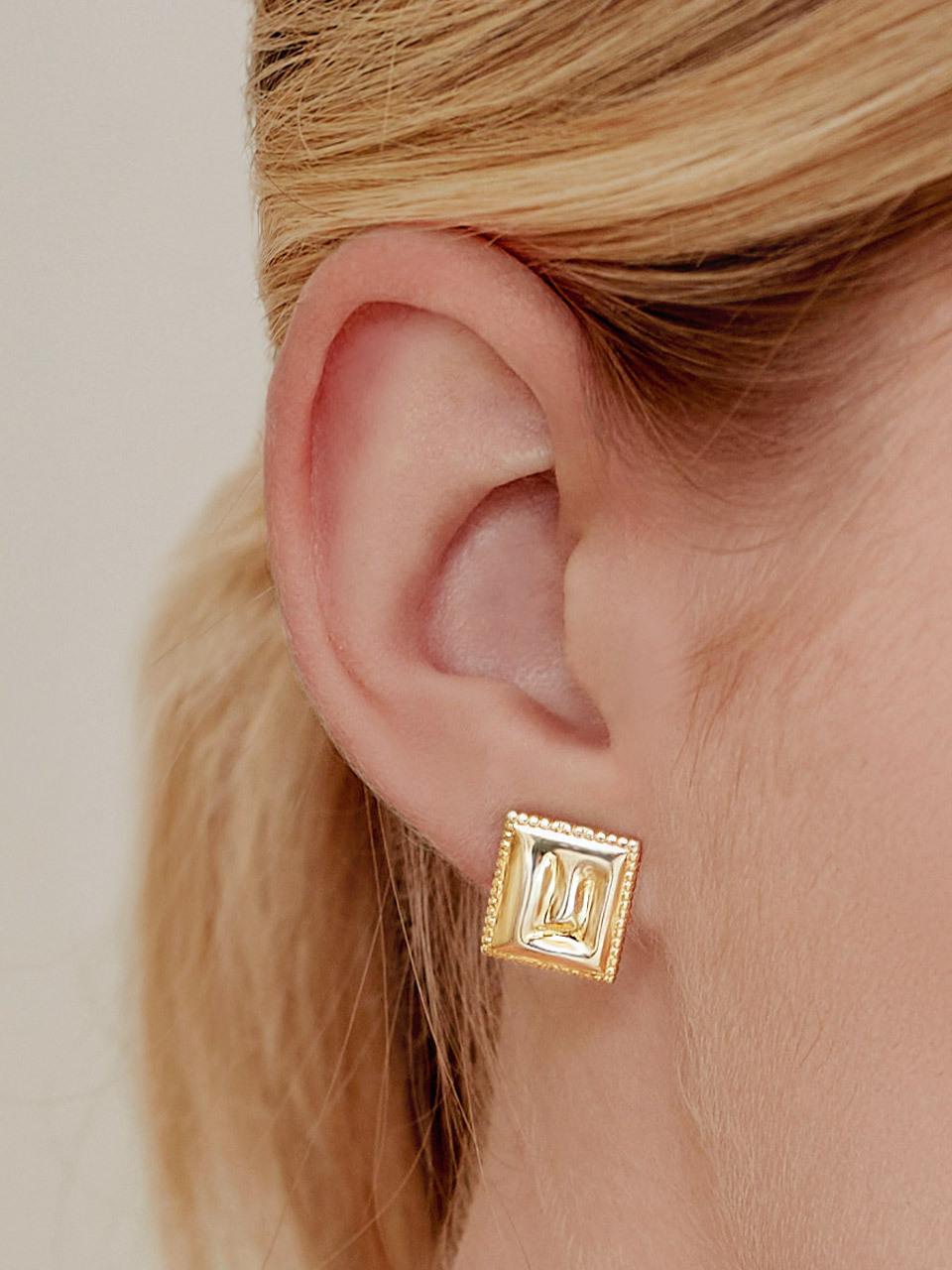 TOU [Silver925] NC002 Square Frame Earrings