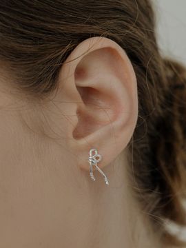 TOU [Silver925] WE024 Heart Knot Earring