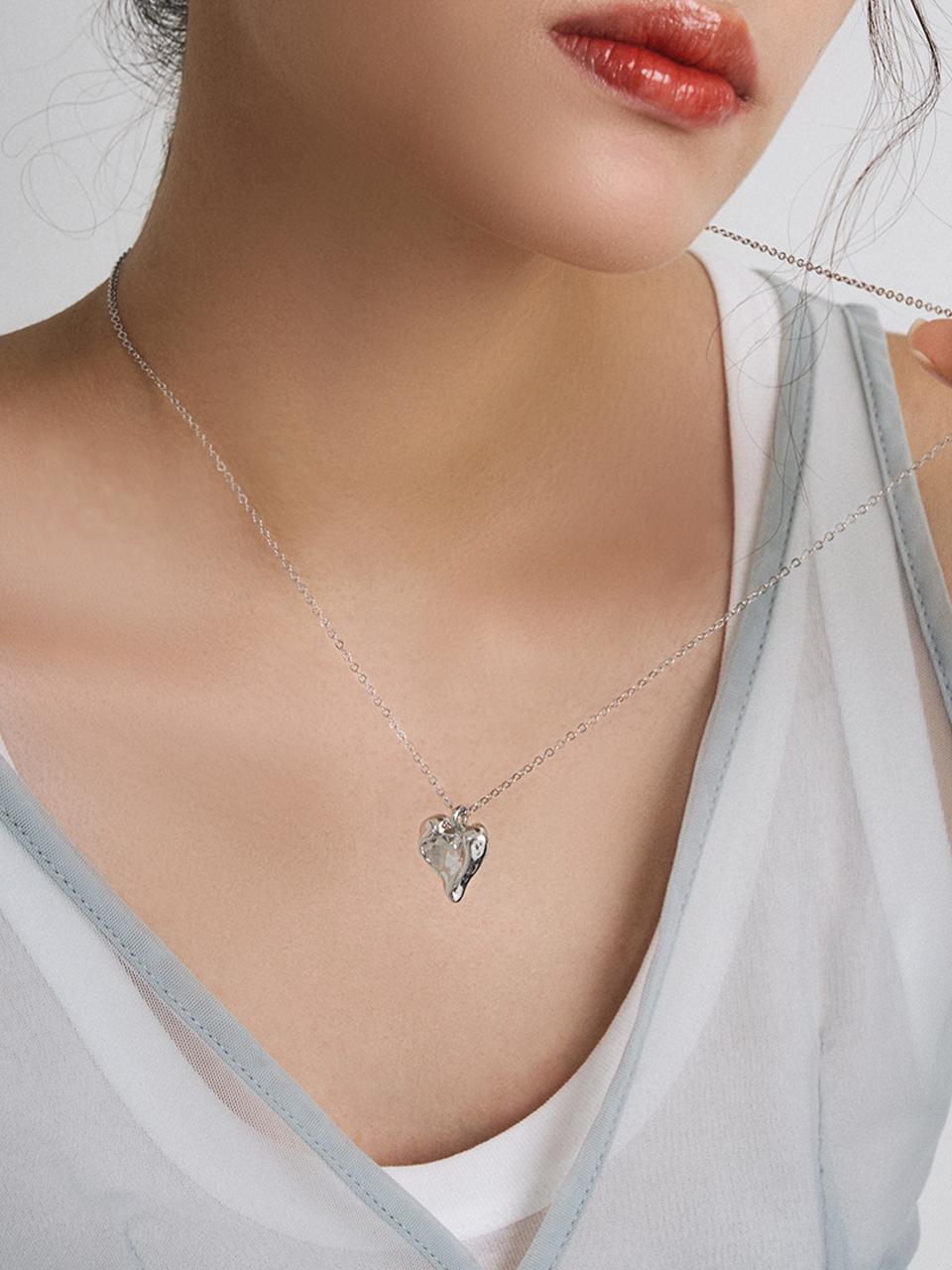 TOU WAV207 Unique Heart Necklace