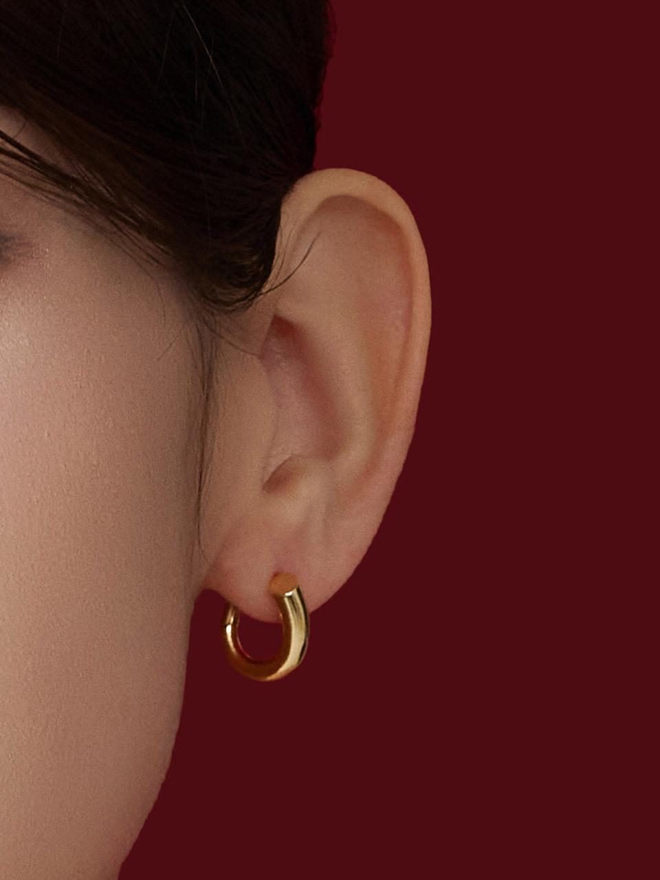 TOU WFN004 Cutout Hoop Earrings