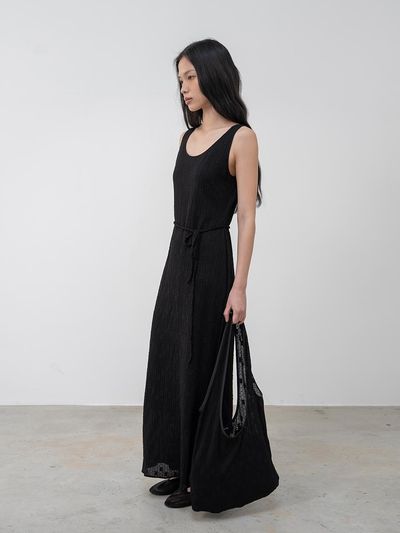 TOUVED Flower Lace Maxi Dress [Black]