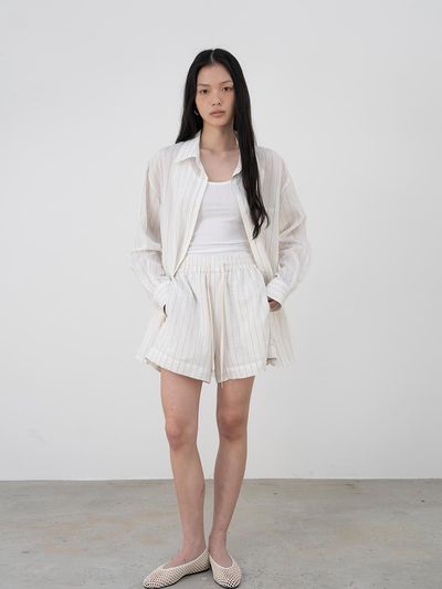TOUVED Ola Stripe Linen Shorts