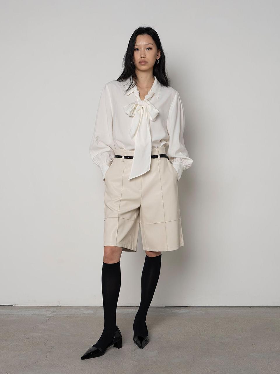 TOUVED Versatile Medium Elastic Half Pants [Cream]