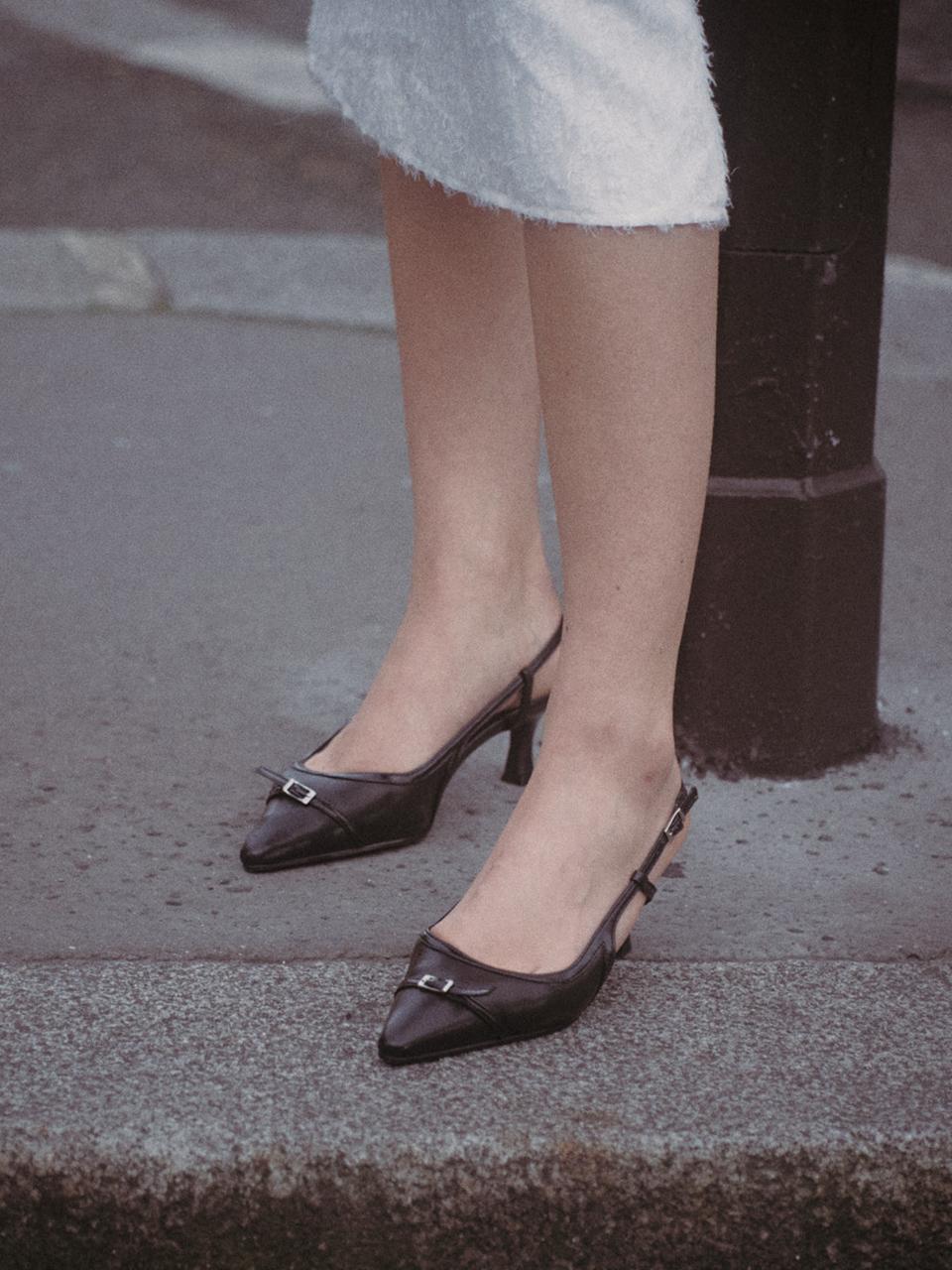 TOWAV JUKE SLINGBACK PUMPS