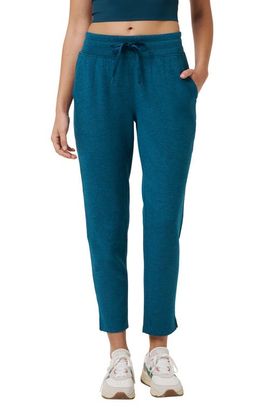 TravisMathew TravisMathew Skyloft Soft Ankle Pants