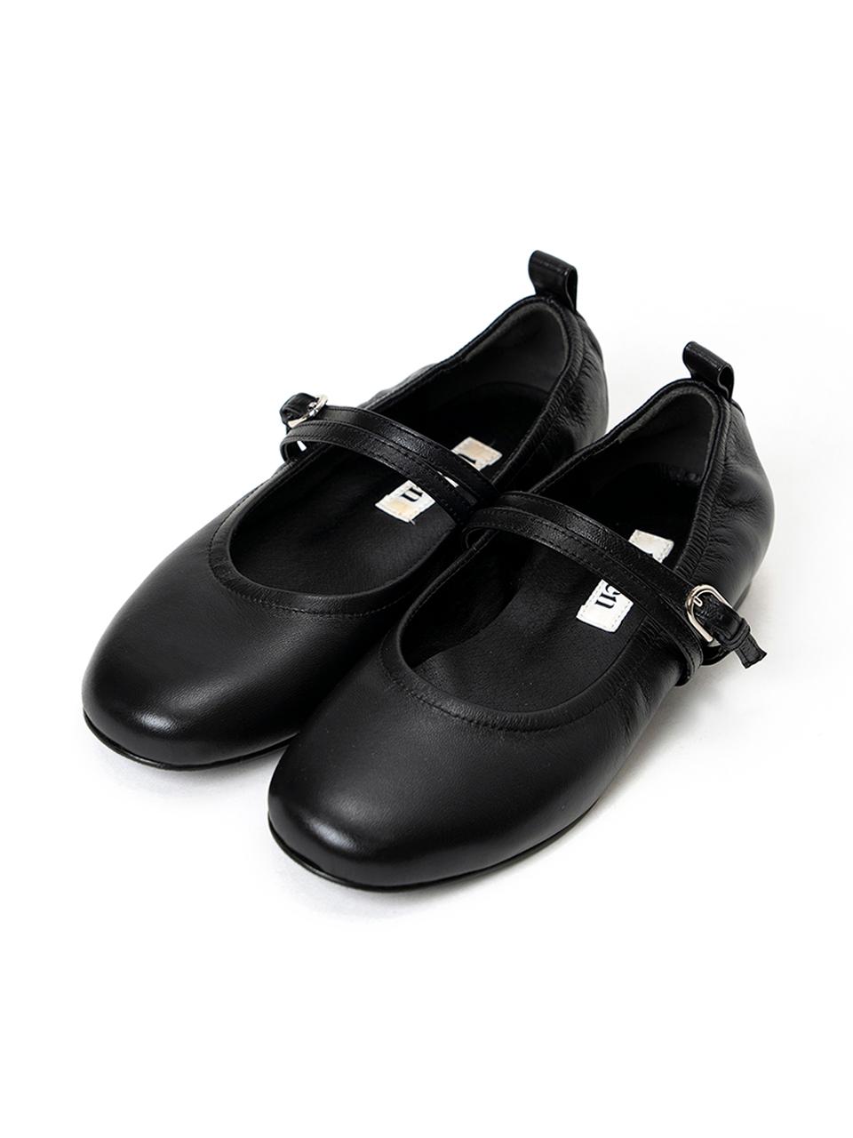 treten Pleats Round toe Flat shoes